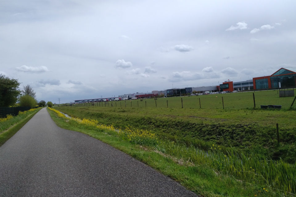 Het beoogde terrein voor de railterminal in Bleiswijk