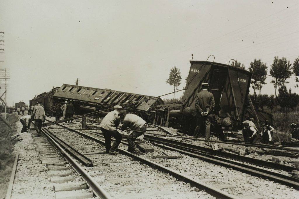 Ongeluk met reizigerstrein op 7 juni 1917. Foto: Collectie Spoorwegmuseum, Utrecht