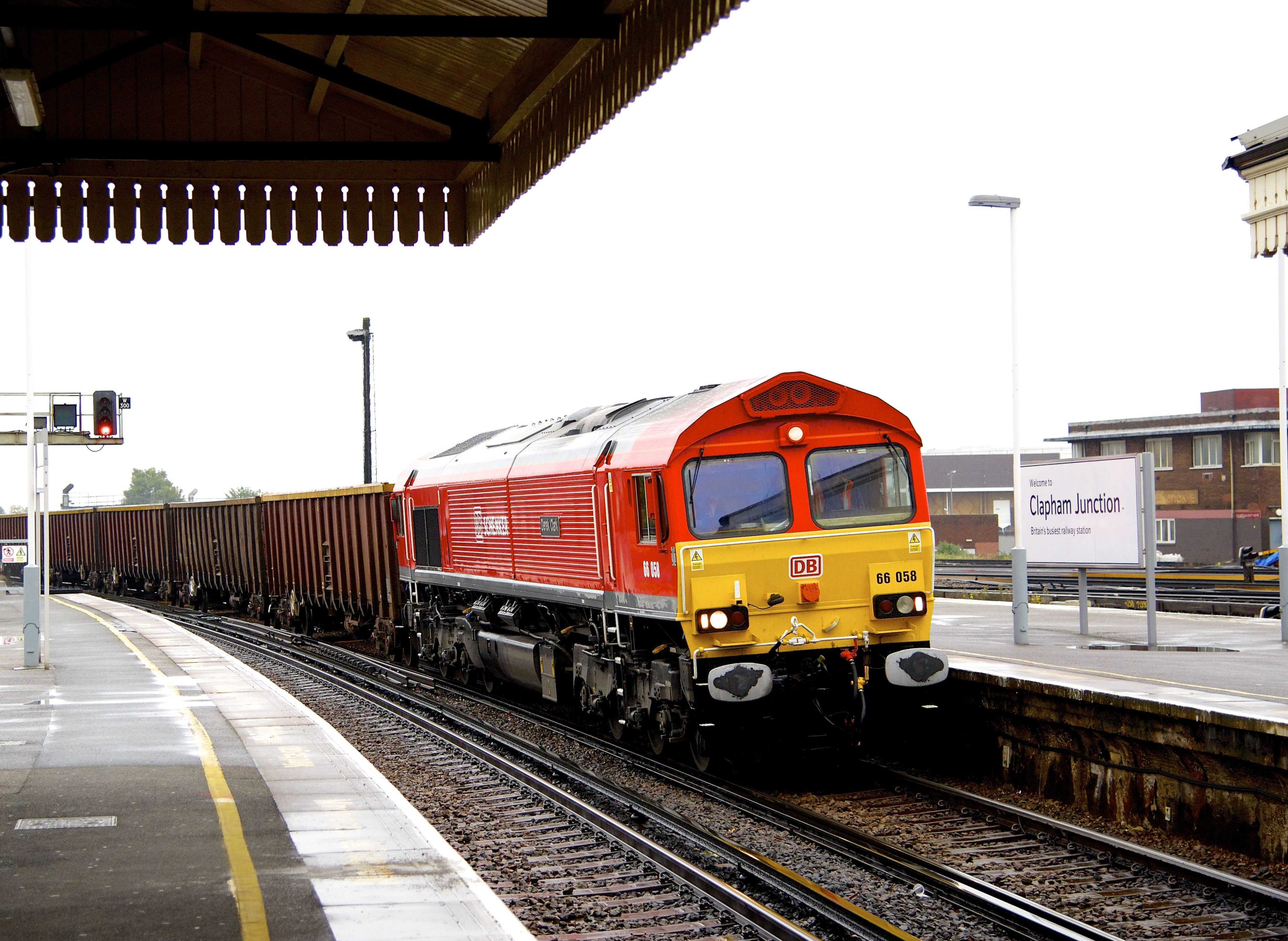 Новый рейл. DB Cargo. Поезд Cargo. Uk Train. E 486 DB Cargo.