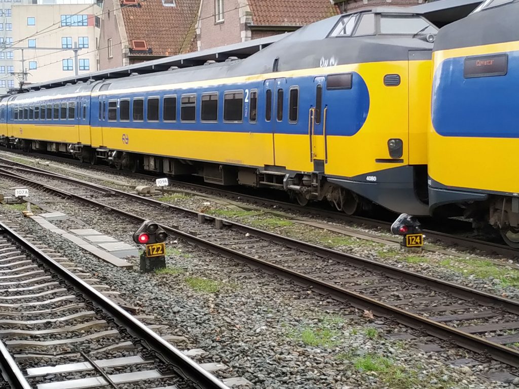 NS-trein op station Deventer