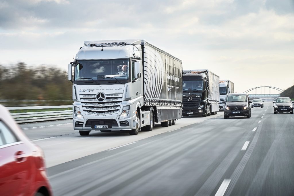 Truckplatooning bij Daimler