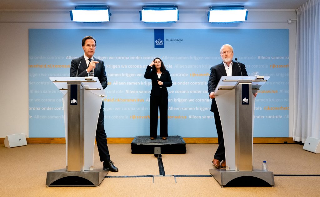 Premier Rutte tijdens een persconferentie over de coronacrisis, foto: ANP