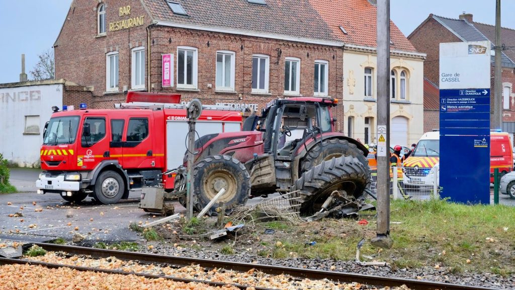 Botsing tractor trein tussen Lille en Duinkerke