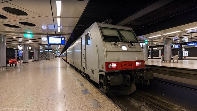 Station Schiphol Airport