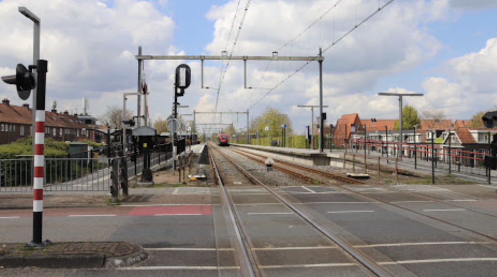 Overweg Harinxveld-Giessendam