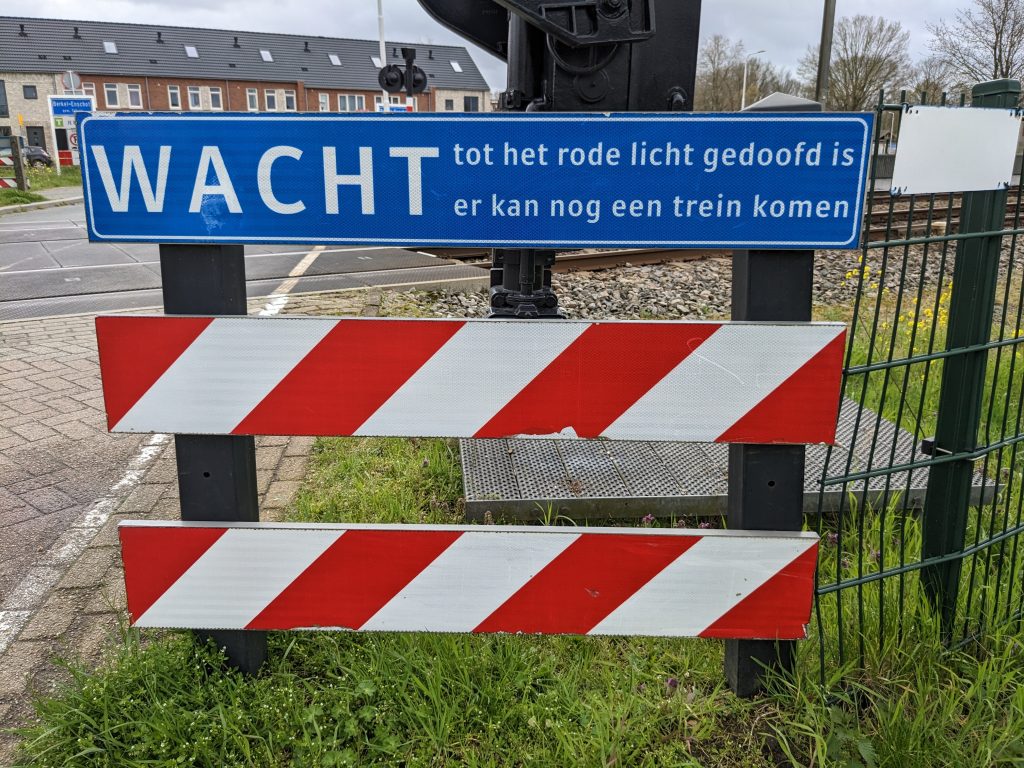 waarschuwing overweg