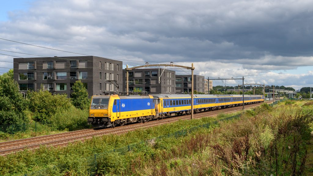 Intercity bij Tilburg Reeshof