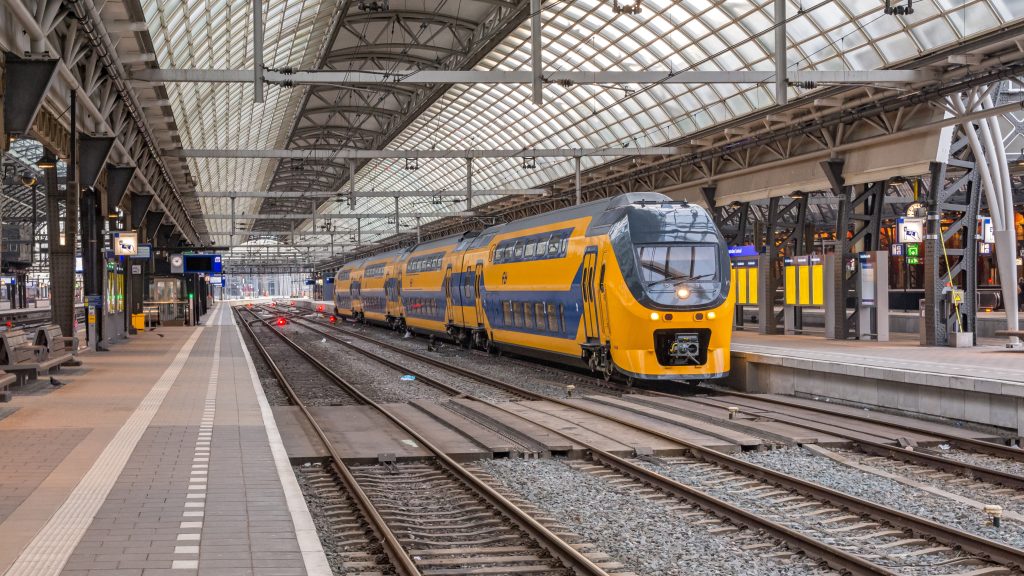 IC NS Amsterdam Centraal