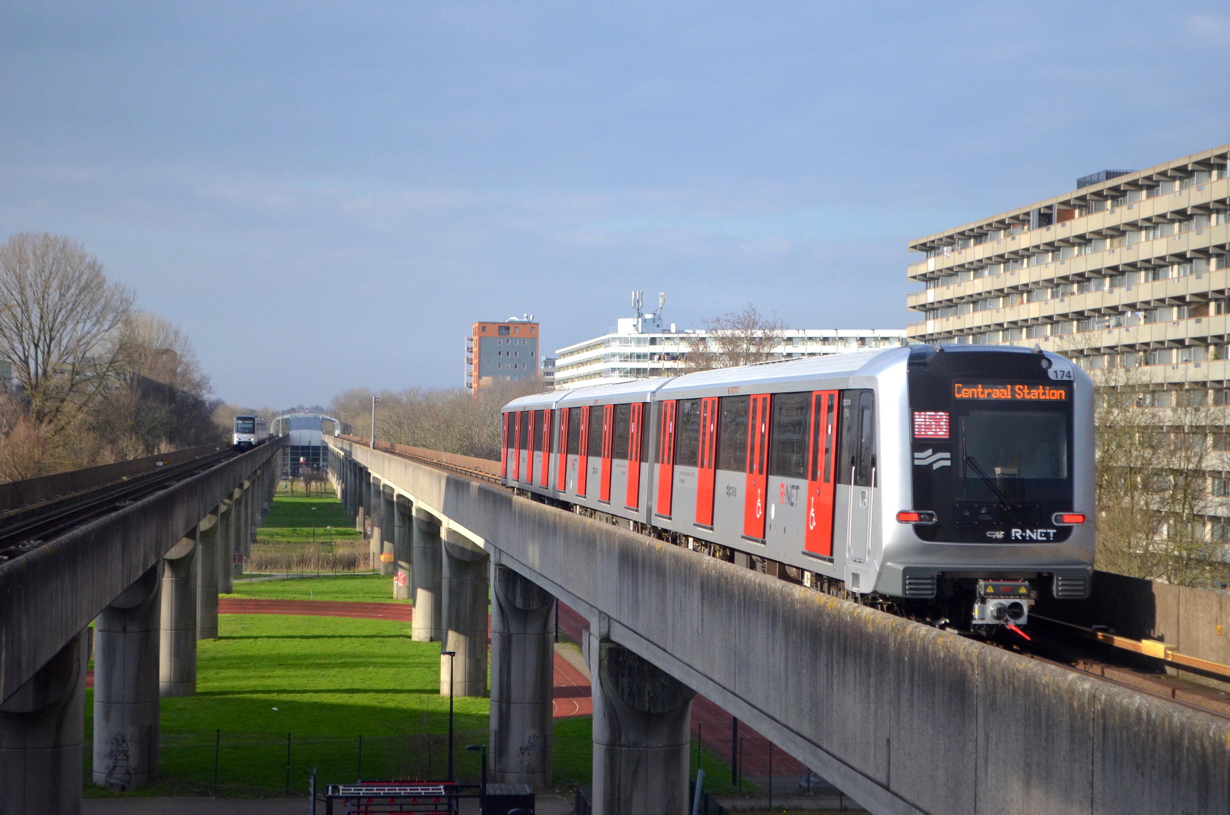 Vervoerregio Amsterdam betaalt voor 13 nieuwe metro’s