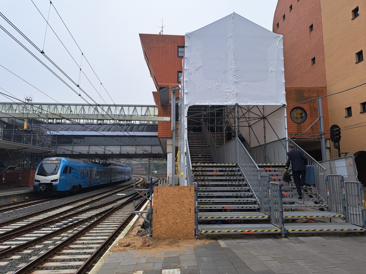 Anton Rail druk in de weer met roltrappen station Amersfoort Centraal